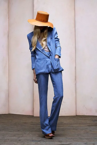 Look 9